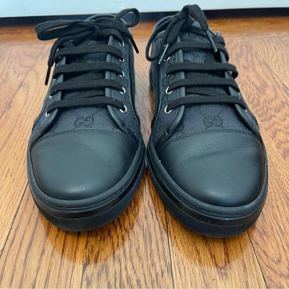 Authentic Gucci Black Miro Soft Sneakers - Picture 5 of 15
